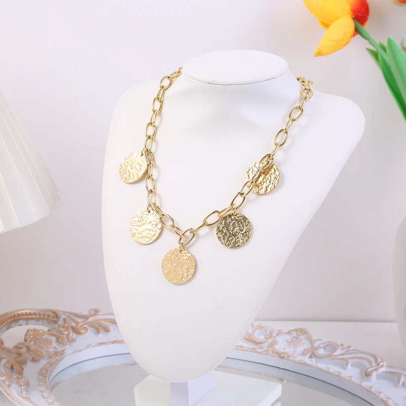 Collier Chaîne Dorée Grands Médaillons Martelés