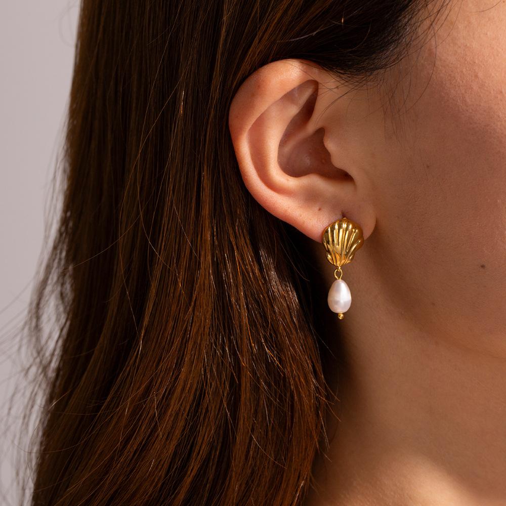 Boucles d'Oreilles Dorées Coquillages