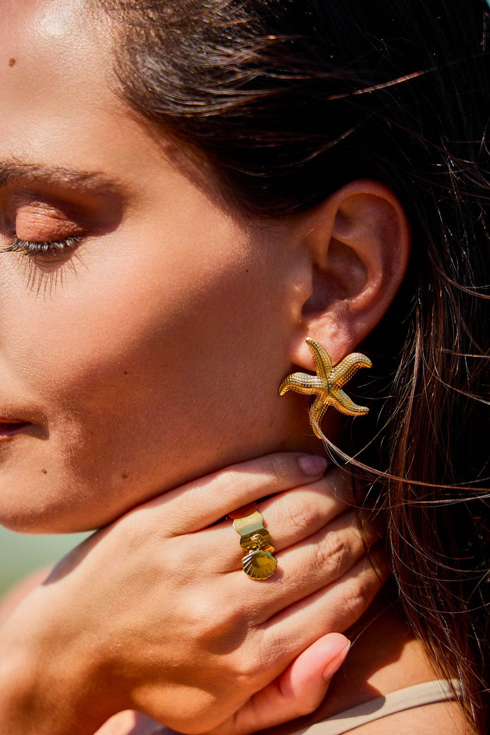 Boucles d'oreilles Dorées Etoiles de Mer Brillantes